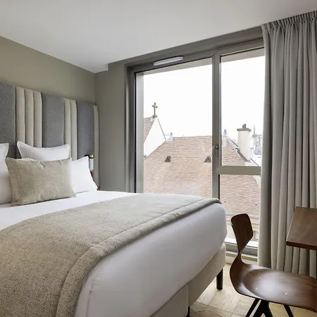 Pilgrim Hotel Parigi