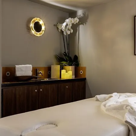 Hotel Pilgrim Parigi