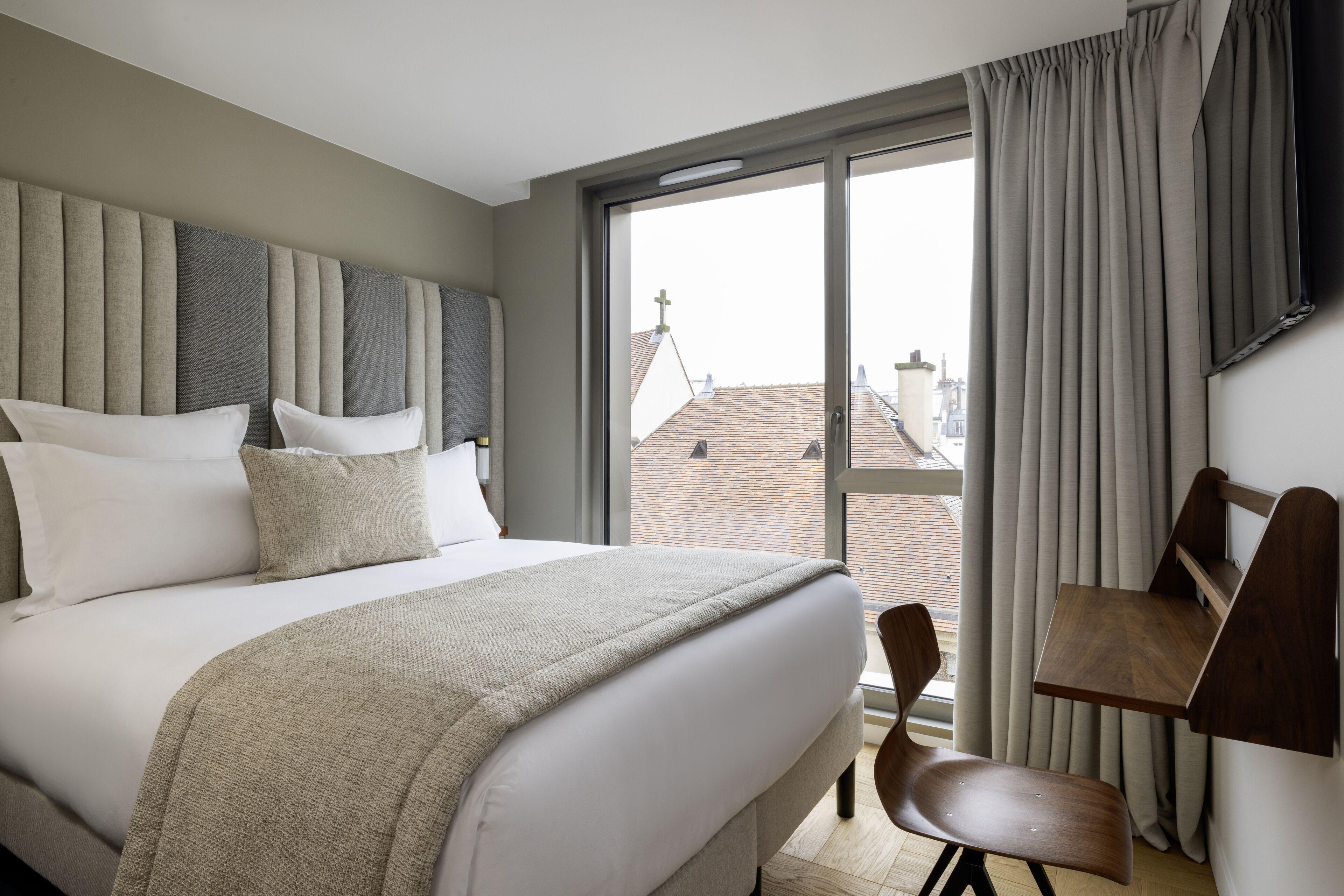 Pilgrim Hotel Paris